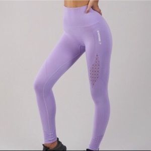 LAVENDER SEAMLESS GYMSHARK LEGGINGS